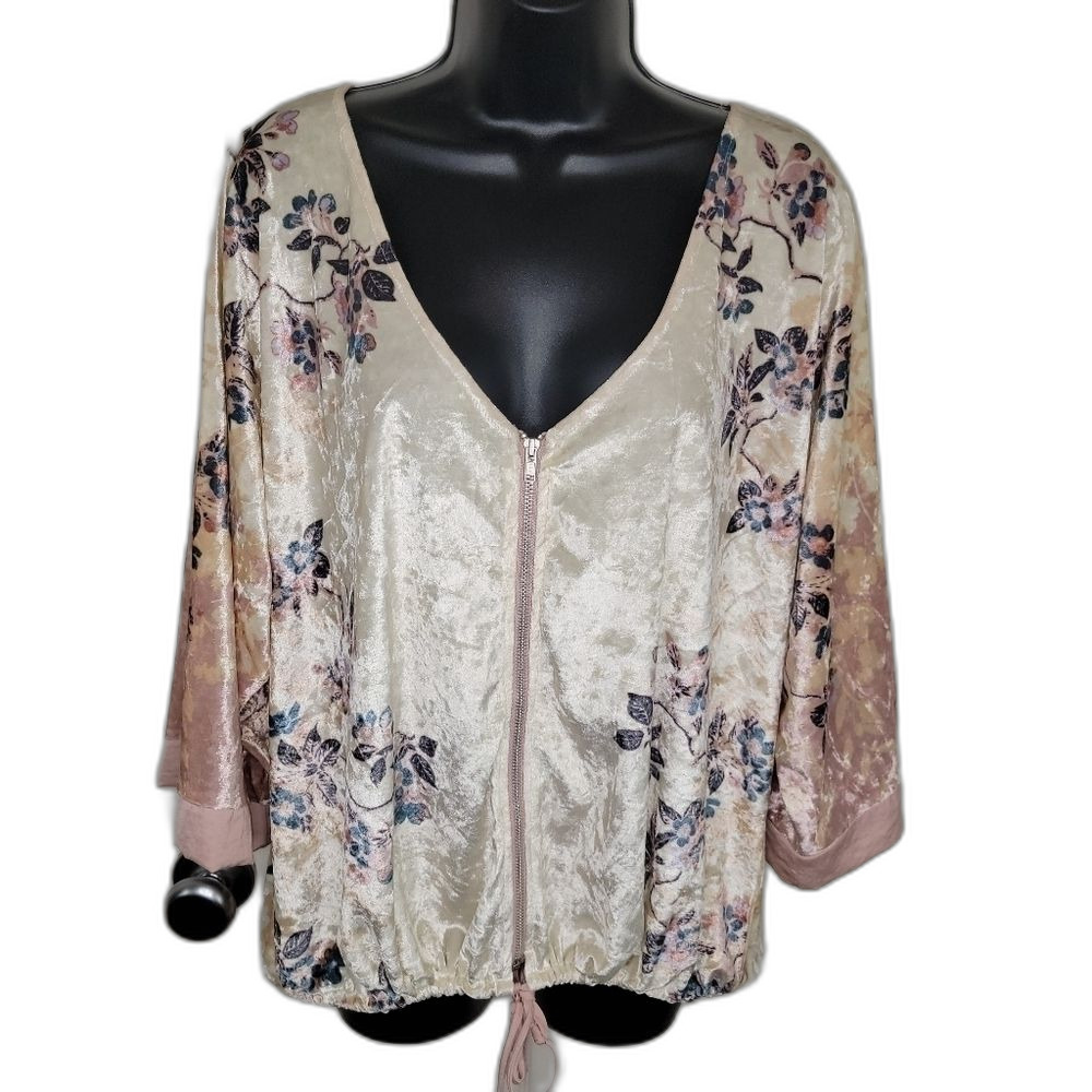 Maurices floral velvet zip up jacket L/Xl